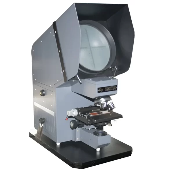 POLARISING PROJECTION MICROSCOPE